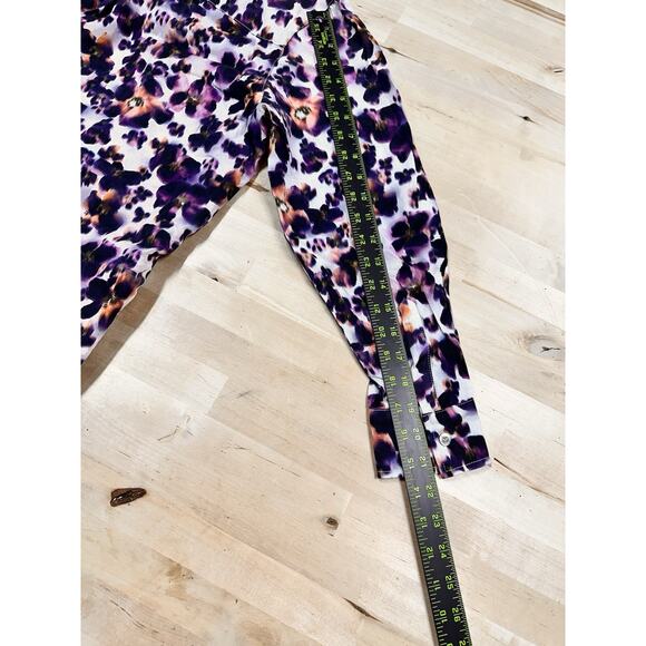 Saint & Sofia Black Blurred Floral Button Down Longsleeve Blouse Size 8 - Picture 4 of 7